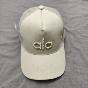 NWT ALO Yoga Bone District Trucker Hat